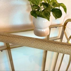 Roll of Vintage Bohemian Tan & White Floral Wallpaper